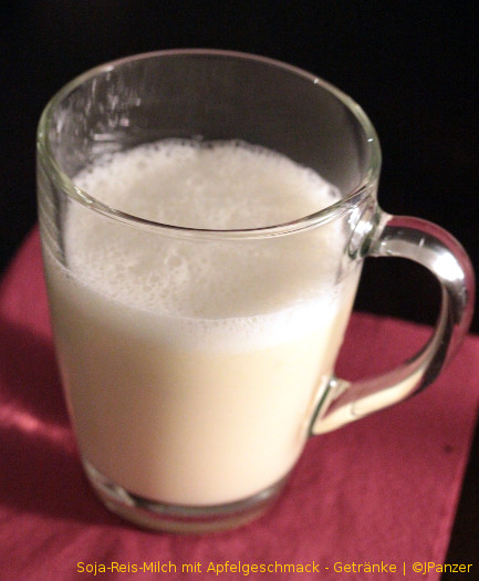 Soja-Reis-Milch mit Apfelgeschmack