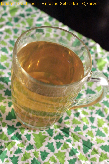 Johanniskraut Tee --- Einfache Getränke