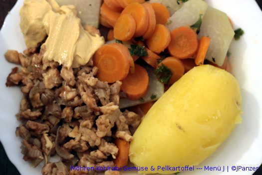 Möhren-Kohlrabi Gemüse & Pellkartoffel