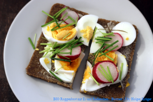 BIO Roggenbrot mit Ei und Radieschen – Brotzeit | J